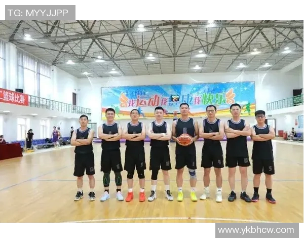 重庆篮球队实力强劲荣登全国排行榜第4名展现出色竞技风采