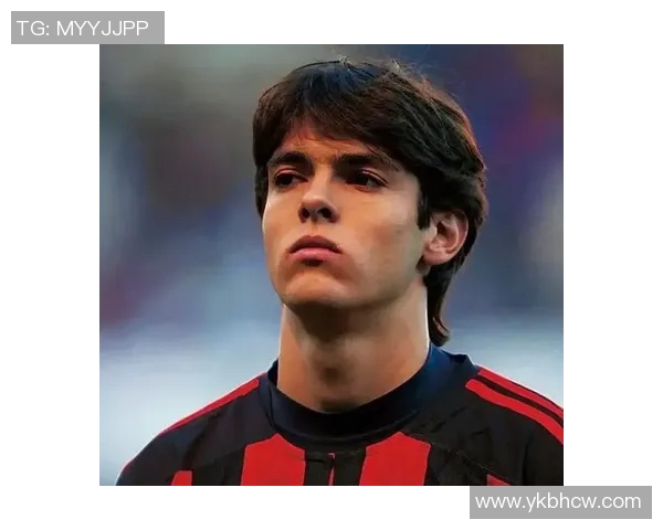 帅气头像足球明星展现风采与魅力的完美结合与精彩瞬间